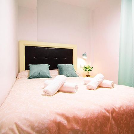 Edomus Playa Y Sol Boutique Apartment Sevilla Bagian luar foto