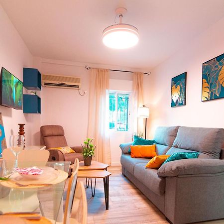 Edomus Playa Y Sol Boutique Apartment Sevilla Bagian luar foto